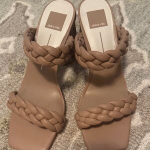 Dolce Vita Women's Brown Braided Paily Sandal Cafe Stella 9.5
